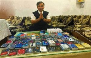 Hyderabad’s Manish Dhameja Sets Guinness World Record for Largest Collection of Valid Credit Cards