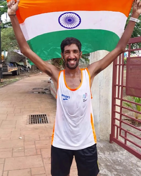  “Indian Marathoner Vishak Krishnaswamy Sets World Record, Now Chasing 10,000 km Glory”