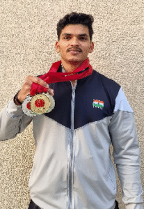 From Scrap Yard to Commonwealth Glory: 18-Year-Old Sairaj Pardeshi Lifts 348kg to Win Gold