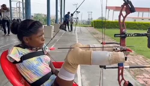  17-Year-Old Payal Makes World History, Wins Double Gold in Para Archery
