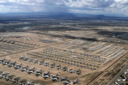  Arizona Hosts the World’s Largest Airplane Graveyard, Spanning 1,300 Football Fields