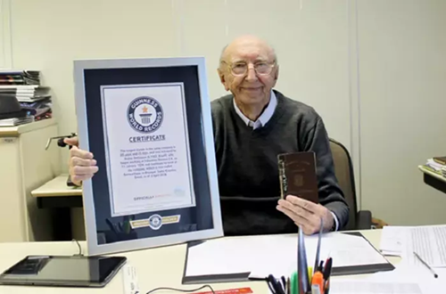  Brazilian Man Walter Orthmann Sets World Record for Longest Career at a Single Company