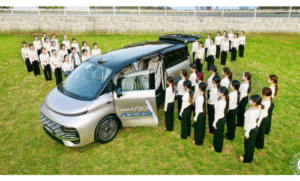 Geely Galaxy V900 Minivan Sets Guinness World Record by Fitting 42 People Inside