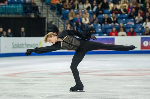  Ilia Malinin Breaks World Record as Canada Dominates Pairs and Ice Dance at 2025 Skate Canada International