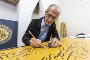 Iraqi Artist Ali Zaman Creates World’s Largest Handwritten Quran in Istanbul