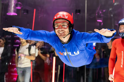  Magician Sets Guinness World Record for Most Tricks Performed in a Wind Tunnel