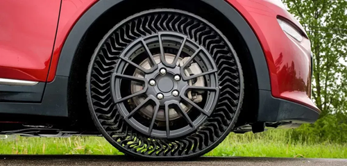  Michelin’s Airless Uptis Tire Promises a Future Without Flats or Blowouts