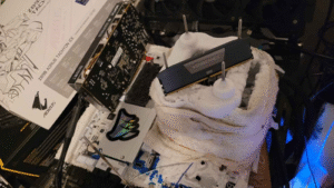 Overclocker ‘saltycroissant’ Sets New DDR5 World Record at 13,153 MT/s