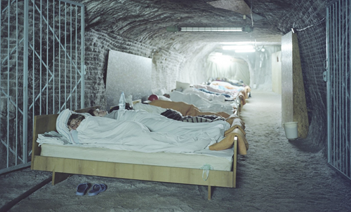  Ukraine’s Hidden Salt Mine Resort Offers Natural Relief for Asthma Patients