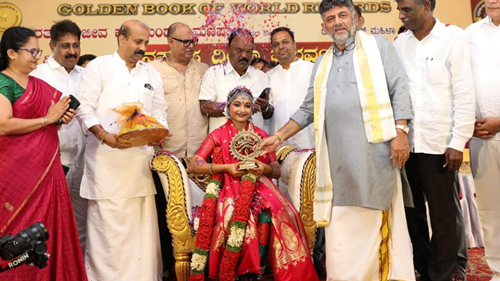  Vidushi Deeksha V Sets World Record with 216-Hour Bharatanatyam Performance