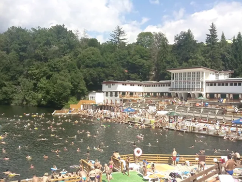  World’s Largest Heliotherm Lake