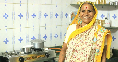  Aapli Aaji: Village Chef Becomes Million-Subscriber YouTube Star