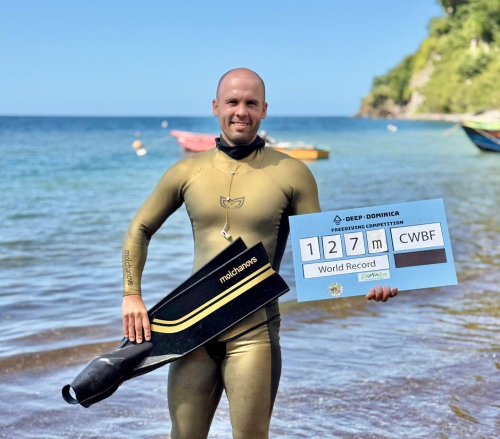  Ace Freedivers Claim Multiple New World Records in Stunning Underwater Feats