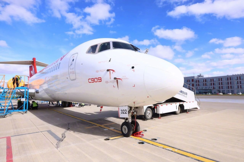  China Launches Its First C909 Flying Hospital to Serve Remote Regions