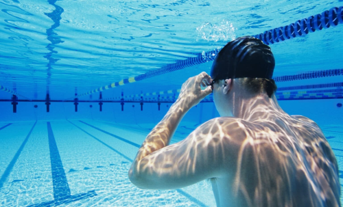  Freediver Holds Breath for Nearly 30 Minutes, Defying Human Limits