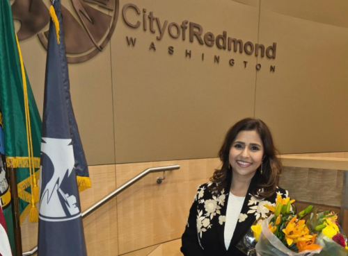  Indian-Origin Leader Menka Soni Makes History by Taking Bhagavad Gita Oath at Redmond City Council