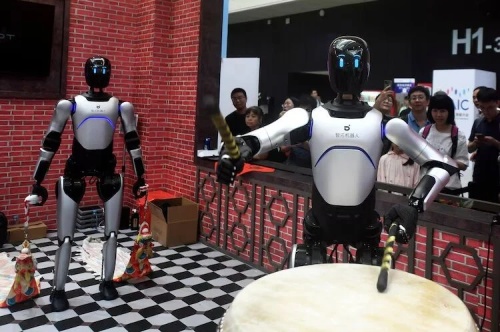  Meet the Humanoid Robot That Just Set a New World Walking Record