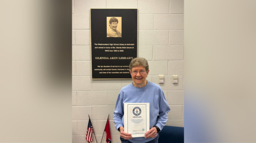  Longtime Educator Glenda Akin Enters Guinness World Records for Decades of Dedicated Service