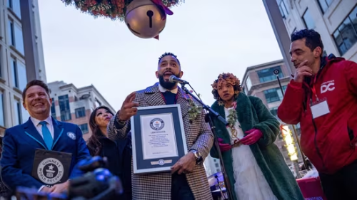  Washington DC Breaks Guinness World Record with Heartwarming Christmas Tradition