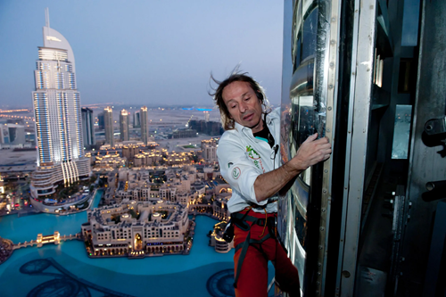  Fastest Recorded time to climb the Burj Khalifa Tower(Solo)