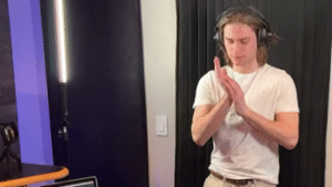 Man Sets Guinness World Record With Lightning-Fast Clapping in One Minute