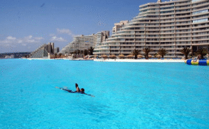 Mauro Giaconia Sets Record for Longest Swim in a Lagoon
