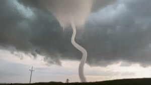 Storm Chaser Captures Rare Close-Up of Pristine Tornado