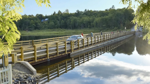  World’s First FRP Floating Bridge