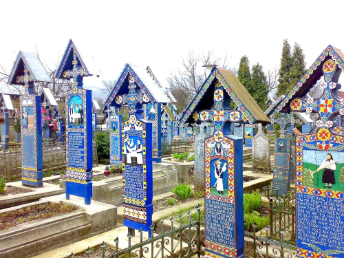  World’s First Merry Cemetery Sets Record in Săpânța