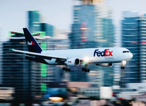  World’s Largest Cargo Airline Record