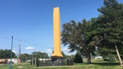  World’s Largest Golden Spike Monument