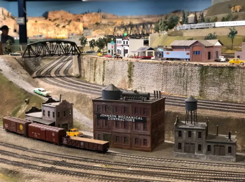  World’s Largest O-Scale Model Railroad