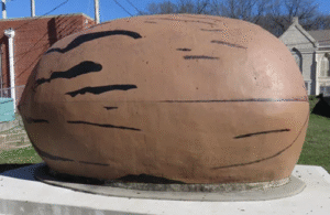 World’s Largest Pecan Replica Sculpture