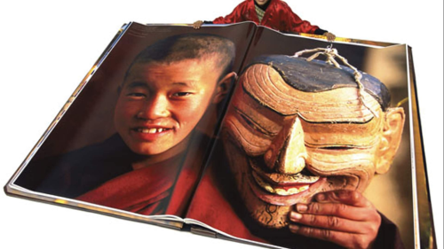  World’s Largest Published Book Michael Hawley’s Record-Setting ‘Bhutan’