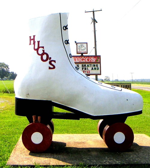  World’s Largest Roller Skate Sculpture Rolls