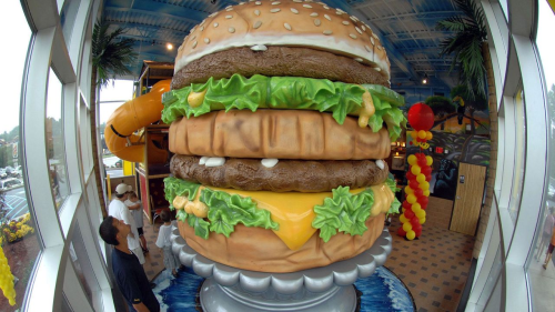  World’s largest Big Mac statue