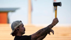 US Man Reclaims World Record for Longest Axe Throw