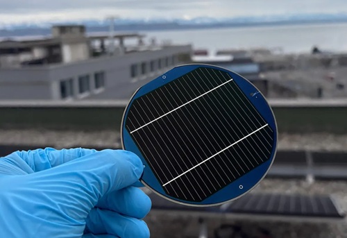  EPFL and CSEM Set New World Record in Triple-Junction Solar Cell Efficiency