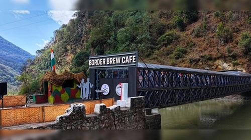 Indian Army Transforms Old Bailey Bridge into Scenic Riverside Café in Record Time