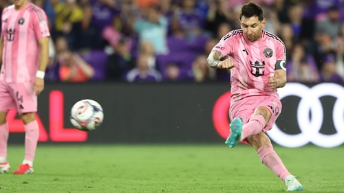  Inter Miami’s Lionel Messi Climbs All-Time Free Kick Scorers List, Closing in on Marcelinho Carioca’s World Record