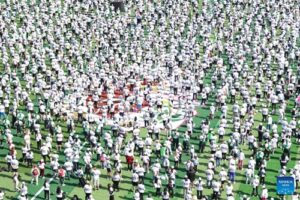 Mexico City Sets Guinness World Record for Largest Football Lesson