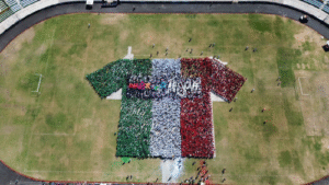 Mexican President Highlights Giant Jersey Record Ahead of 2026 World Cup