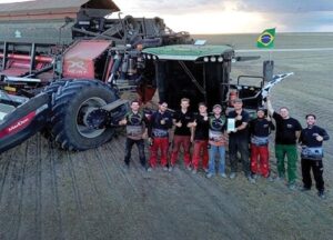 NEXAT Gantry System Sets World Record with 637-Tonne Soybean Harvest in Eight Hours